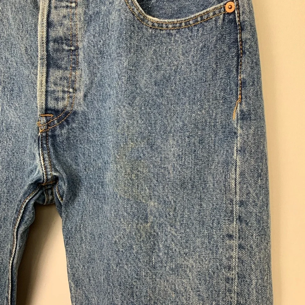 Levis 501 Jeans Men 30x32 (32x30) Blue Denim Button Fly Straight Leg Classic Fit